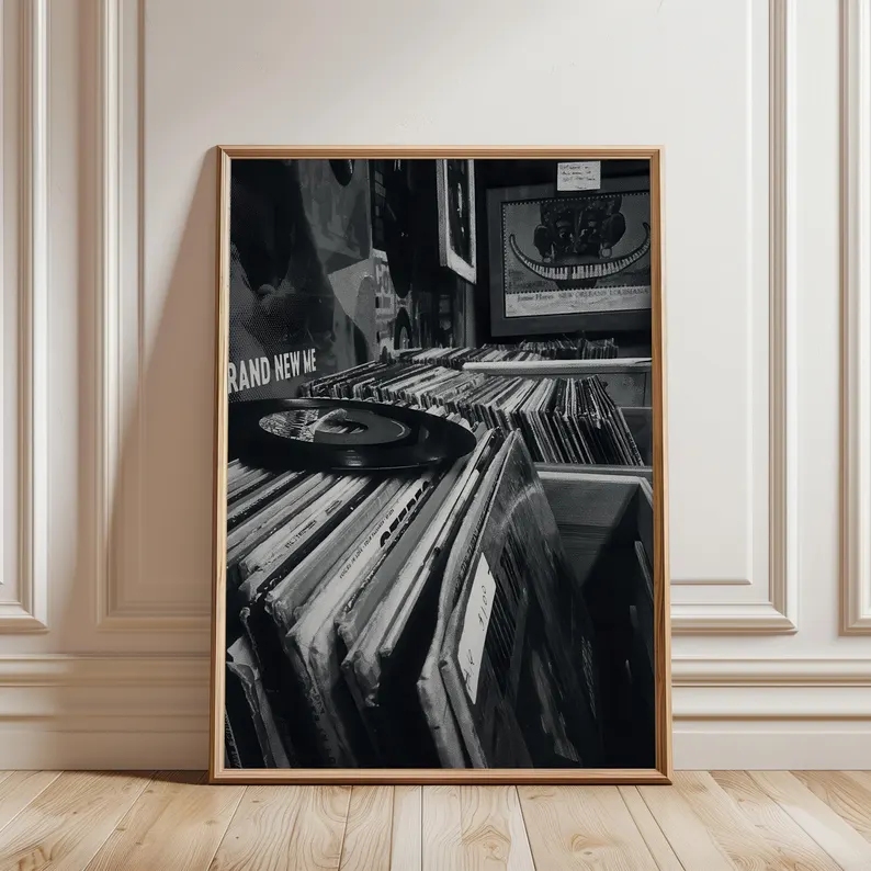 Modern Vinyl Record Store Blac - Home Decor White reseña y precio