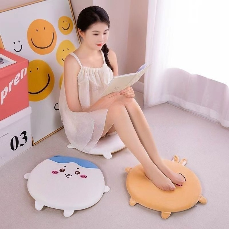 Cute Chiikawa Soft Chair Cushi - Home Decor Online reseña y precio