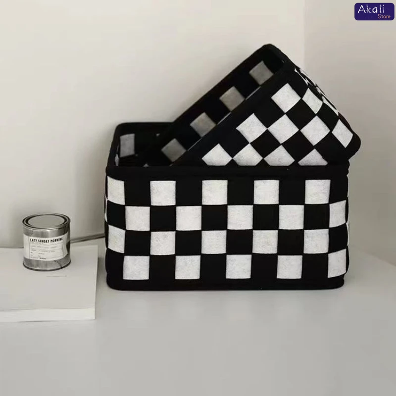2026Black and White Checkered  - Home Decor White reseña y precio